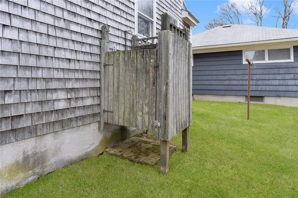 25 Park Street West Warwick RI 02893