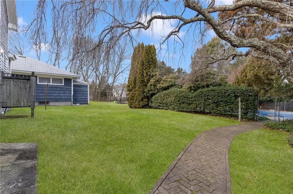 25 Park Street West Warwick RI 02893