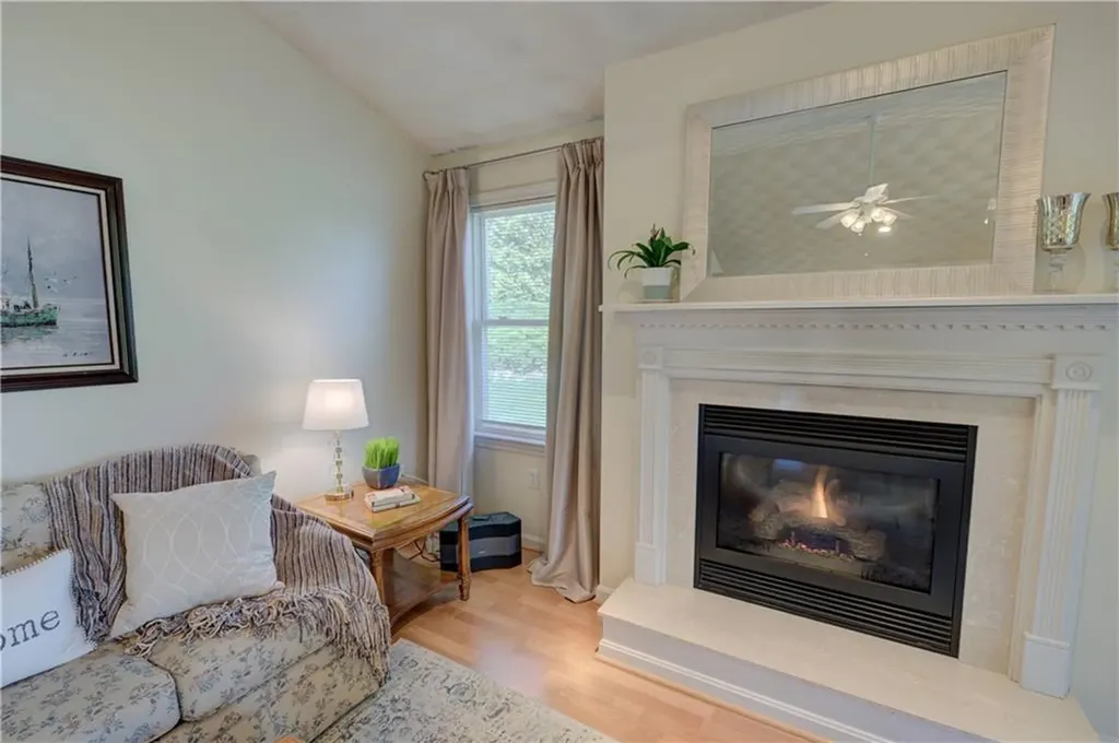 246 Spencer Woods Drive Warwick RI 02818