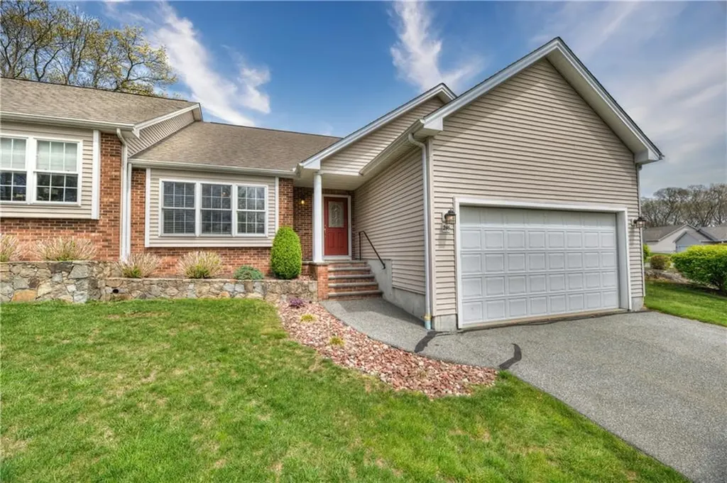 246 Spencer Woods Drive Warwick RI 02818