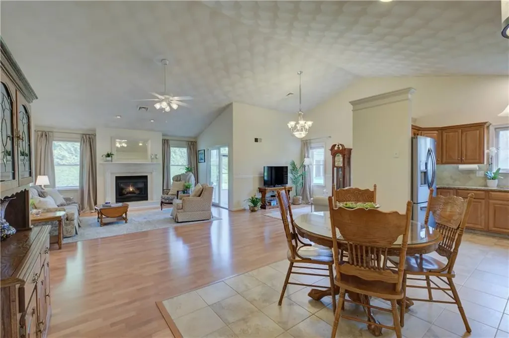 246 Spencer Woods Drive Warwick RI 02818