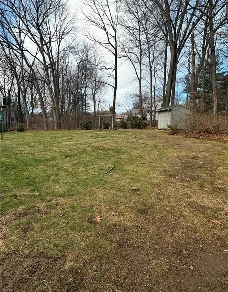 32 Cambio Court Cranston RI 02921