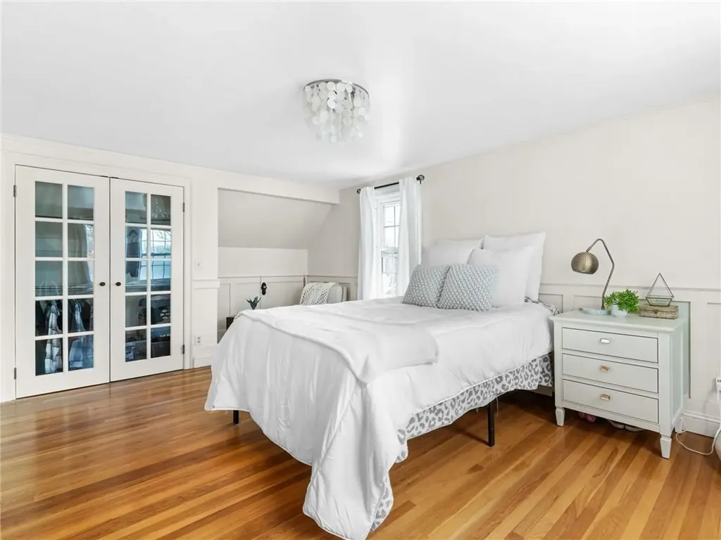 90 Garland Avenue Cranston RI 02910