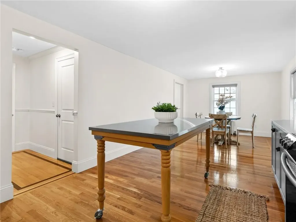 90 Garland Avenue Cranston RI 02910