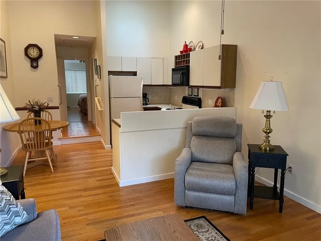 793 Williamsburg Circle Warwick RI 02886