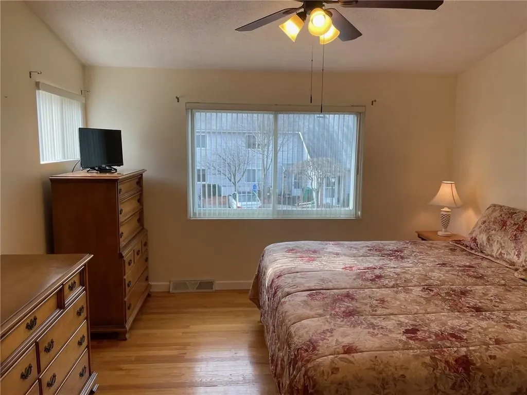 793 Williamsburg Circle Warwick RI 02886