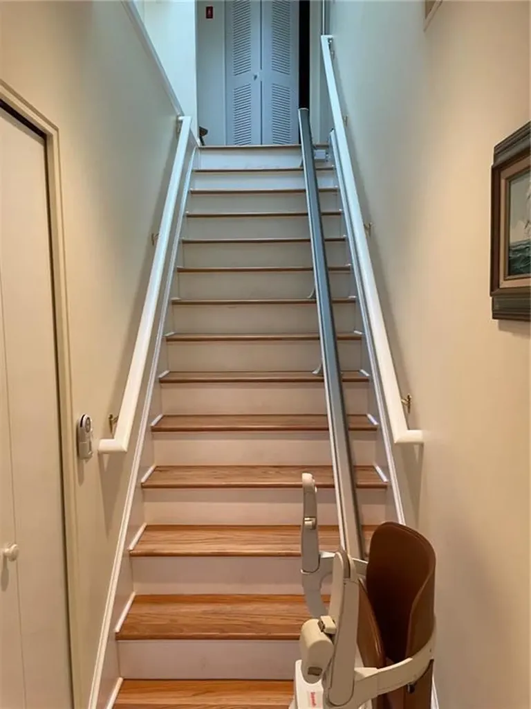 793 Williamsburg Circle Warwick RI 02886