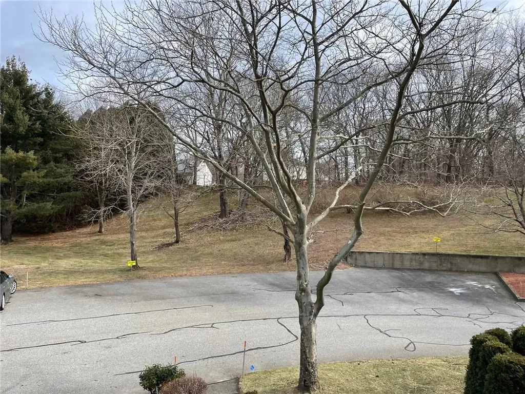 793 Williamsburg Circle Warwick RI 02886