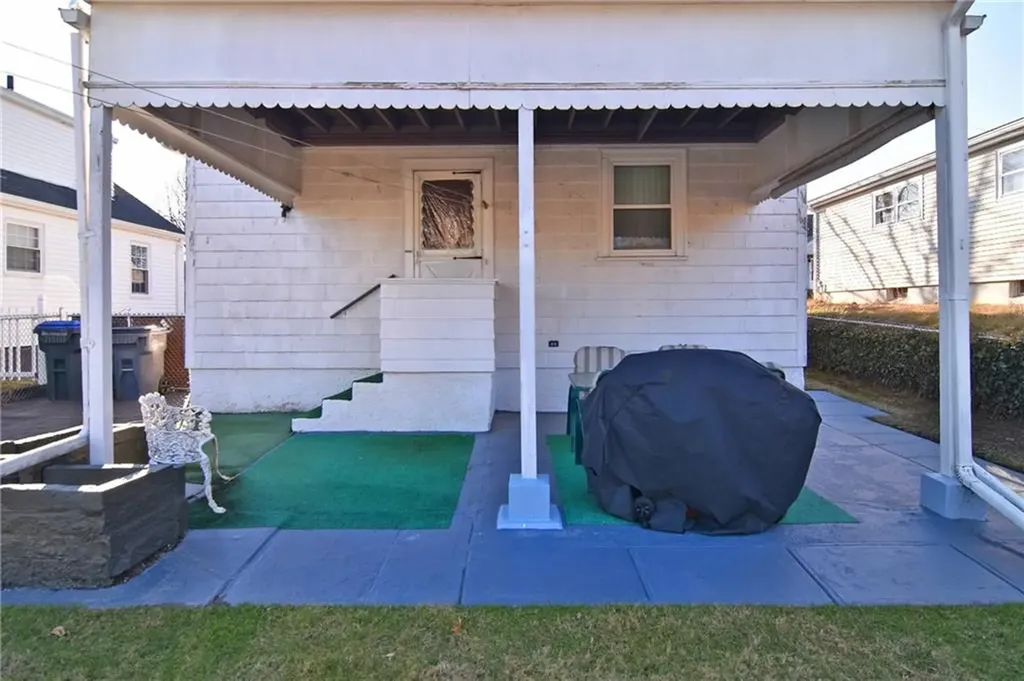 35 Texas Avenue Providence RI 02904