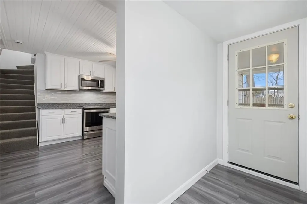92 Wilson Avenue Warwick RI 02889