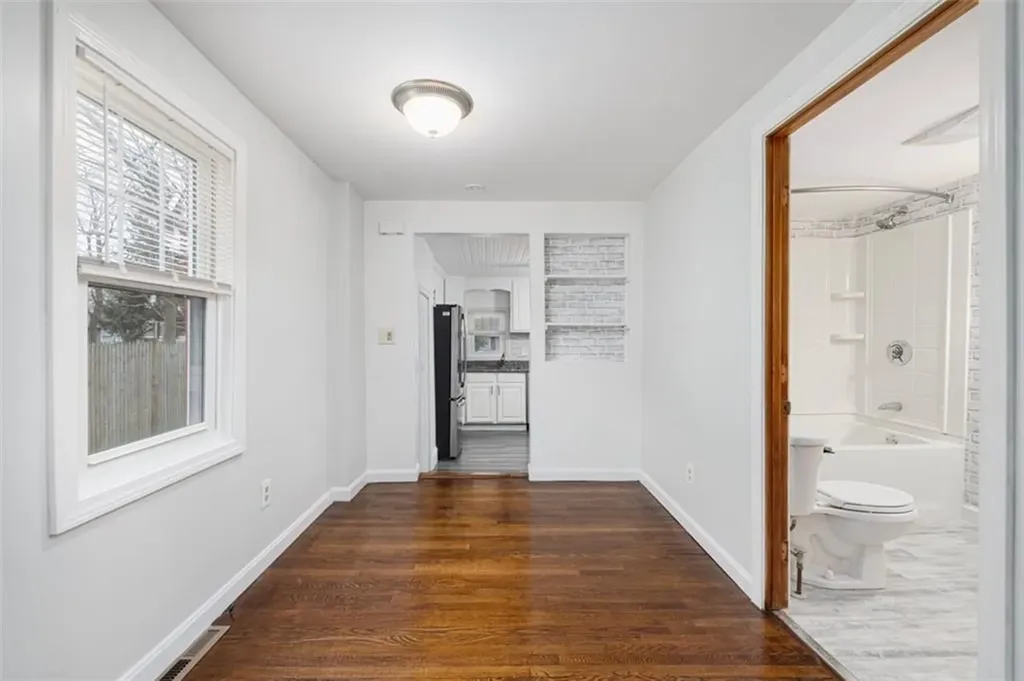 92 Wilson Avenue Warwick RI 02889