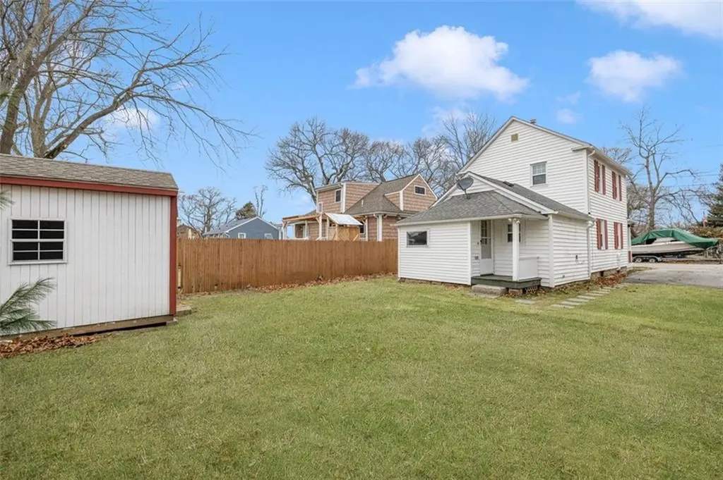 92 Wilson Avenue Warwick RI 02889
