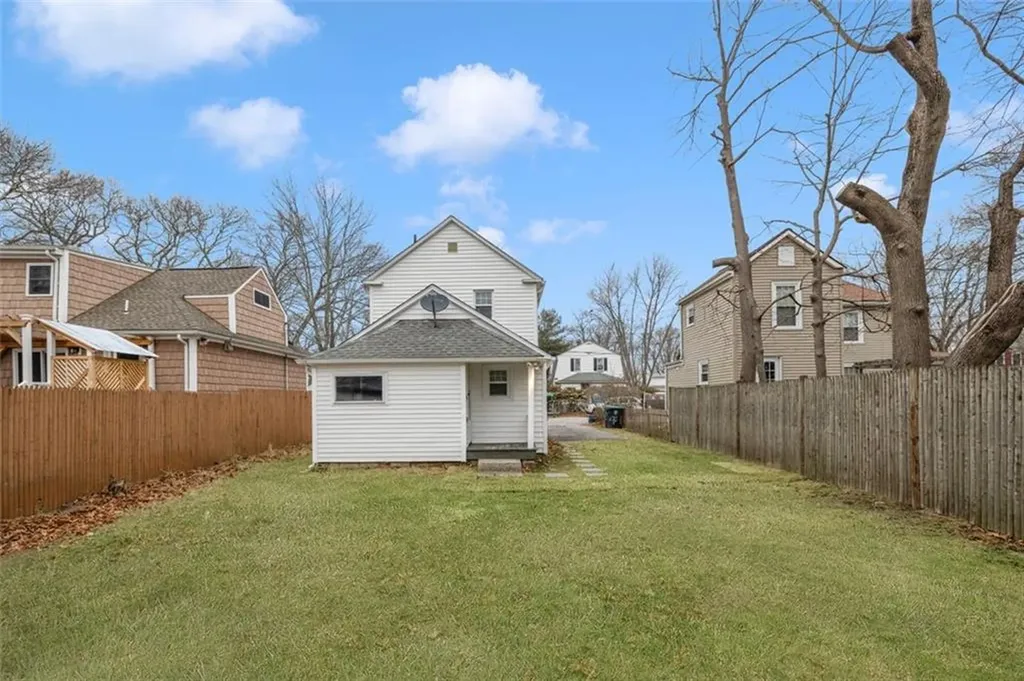 92 Wilson Avenue Warwick RI 02889