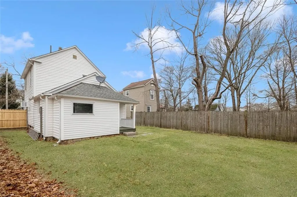 92 Wilson Avenue Warwick RI 02889