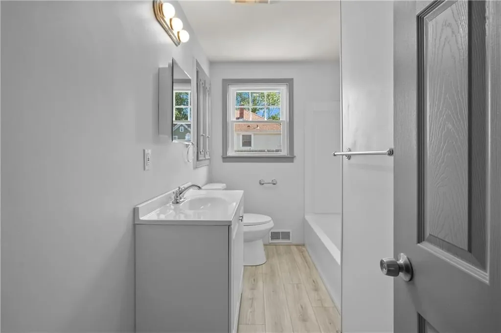 93 Blackburn Street Pawtucket RI 02861