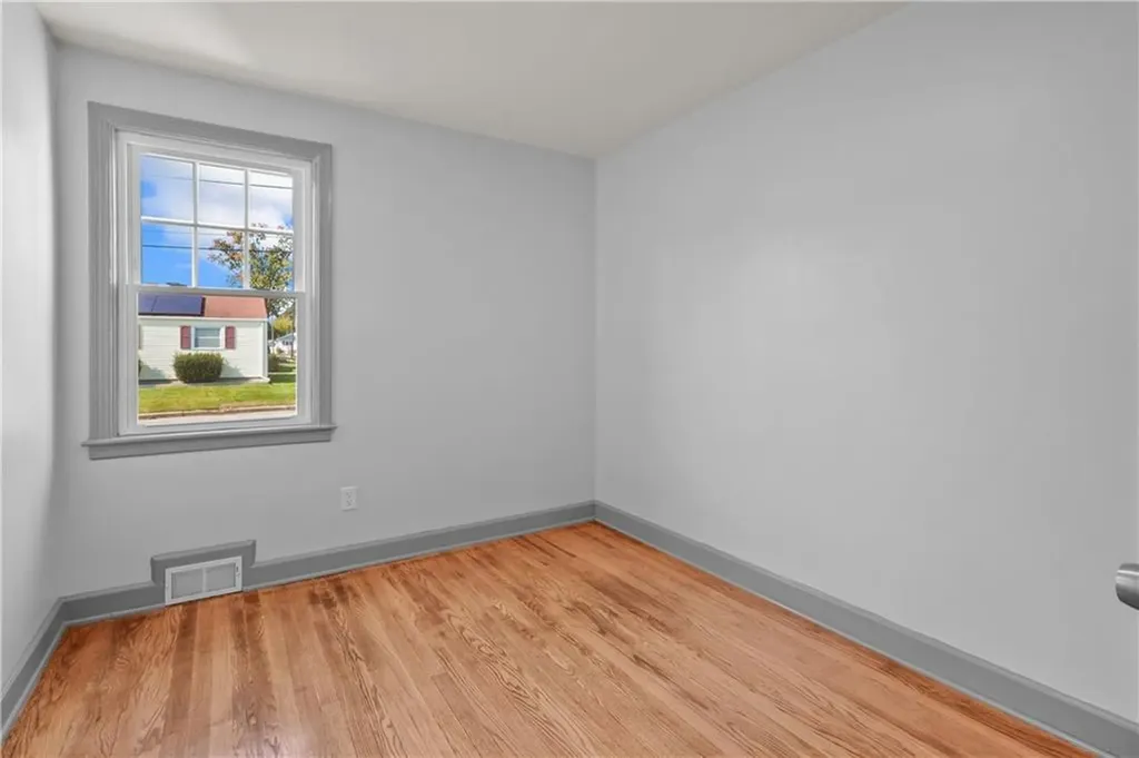 93 Blackburn Street Pawtucket RI 02861