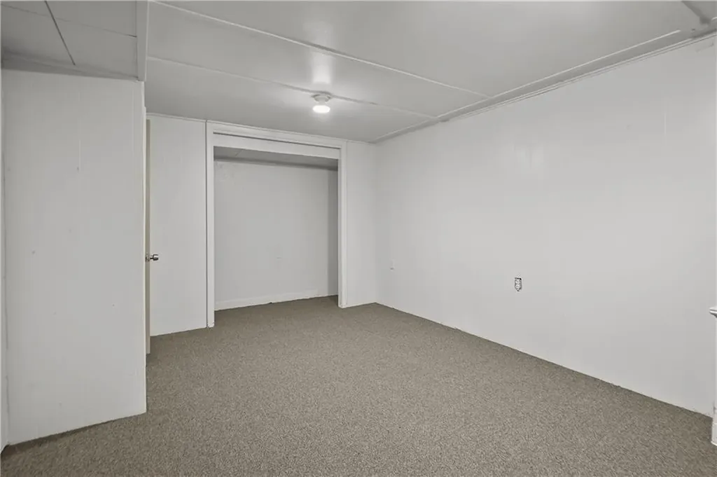 93 Blackburn Street Pawtucket RI 02861