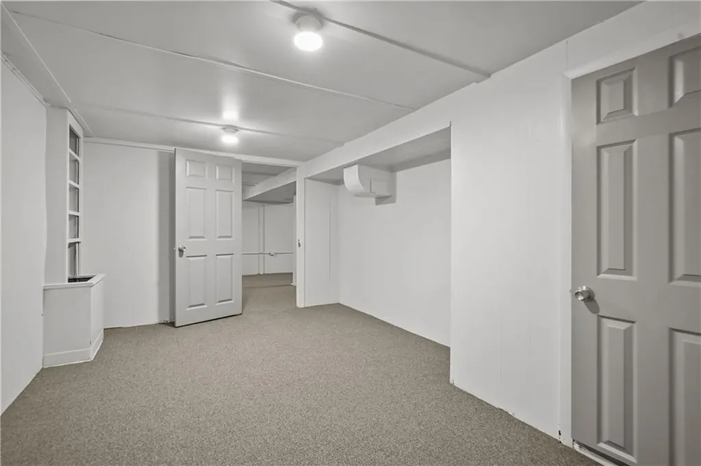 93 Blackburn Street Pawtucket RI 02861