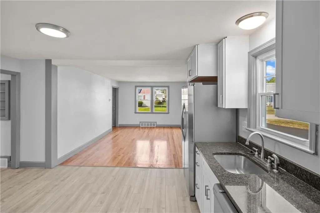 93 Blackburn Street Pawtucket RI 02861