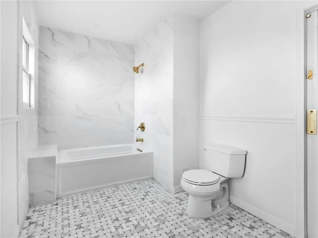 59 Dover Street Providence RI 02908