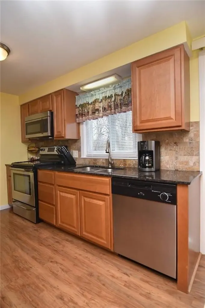136 Ticonderoga Drive Warwick RI 02889