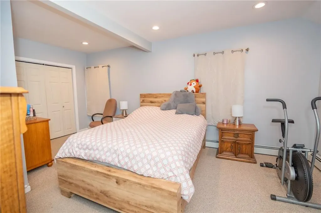 176 Burnside Street Providence RI 02905