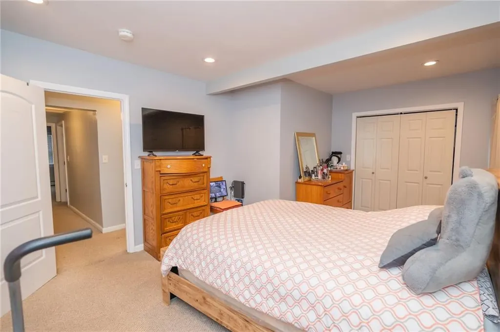 176 Burnside Street Providence RI 02905