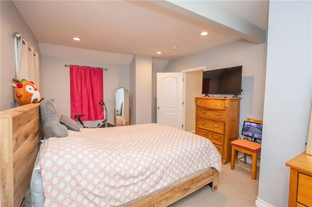 176 Burnside Street Providence RI 02905