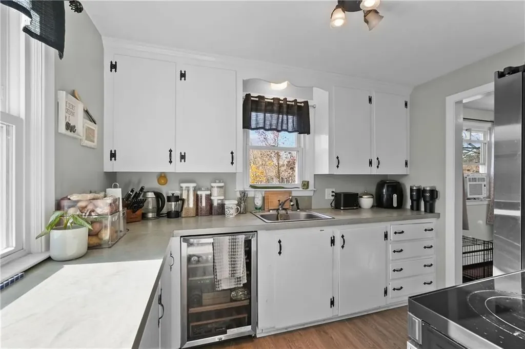 76 Country Drive West Warwick RI 02893