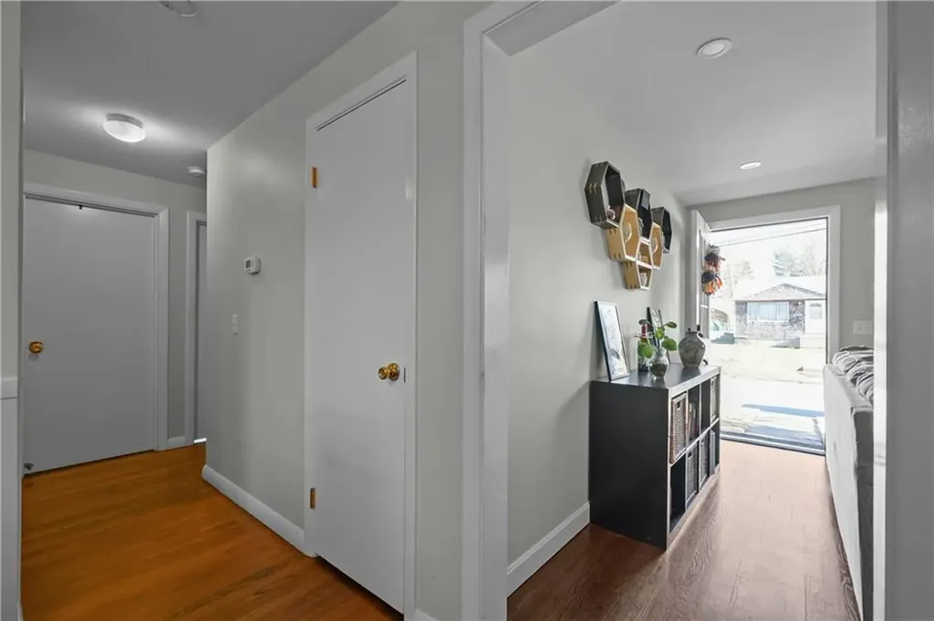 76 Country Drive West Warwick RI 02893