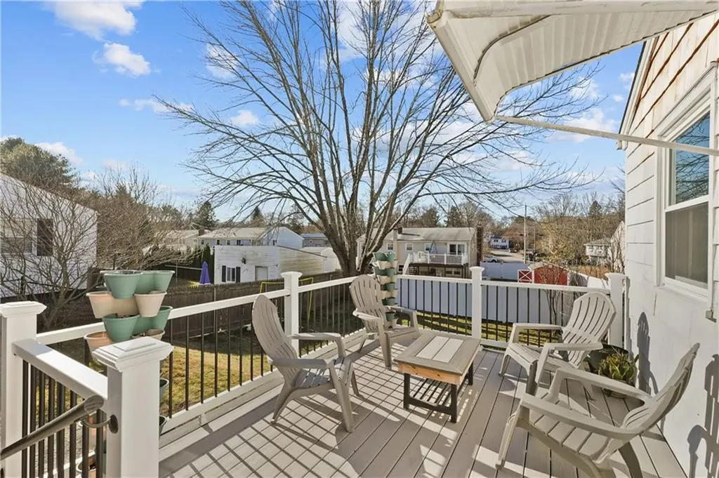 76 Country Drive West Warwick RI 02893