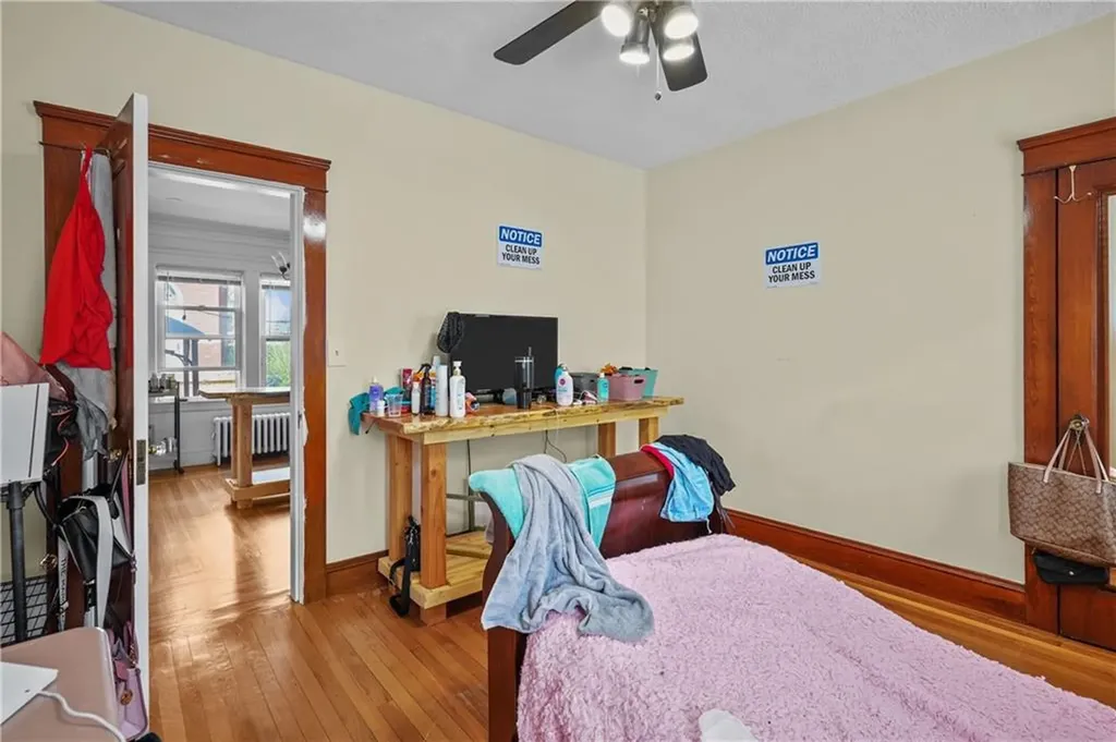1566 Lonsdale Avenue Lincoln RI 02865