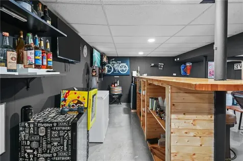 1566 Lonsdale Avenue Lincoln RI 02865