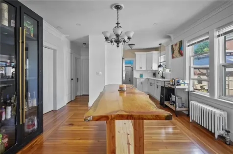 1566 Lonsdale Avenue Lincoln RI 02865