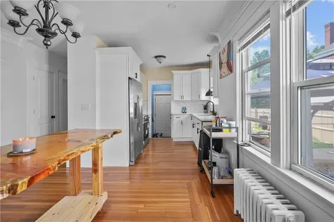 1566 Lonsdale Avenue Lincoln RI 02865