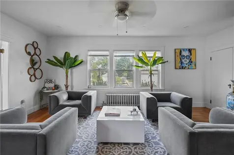 1566 Lonsdale Avenue Lincoln RI 02865