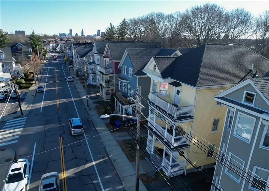 636 Smith Street Providence RI 02908