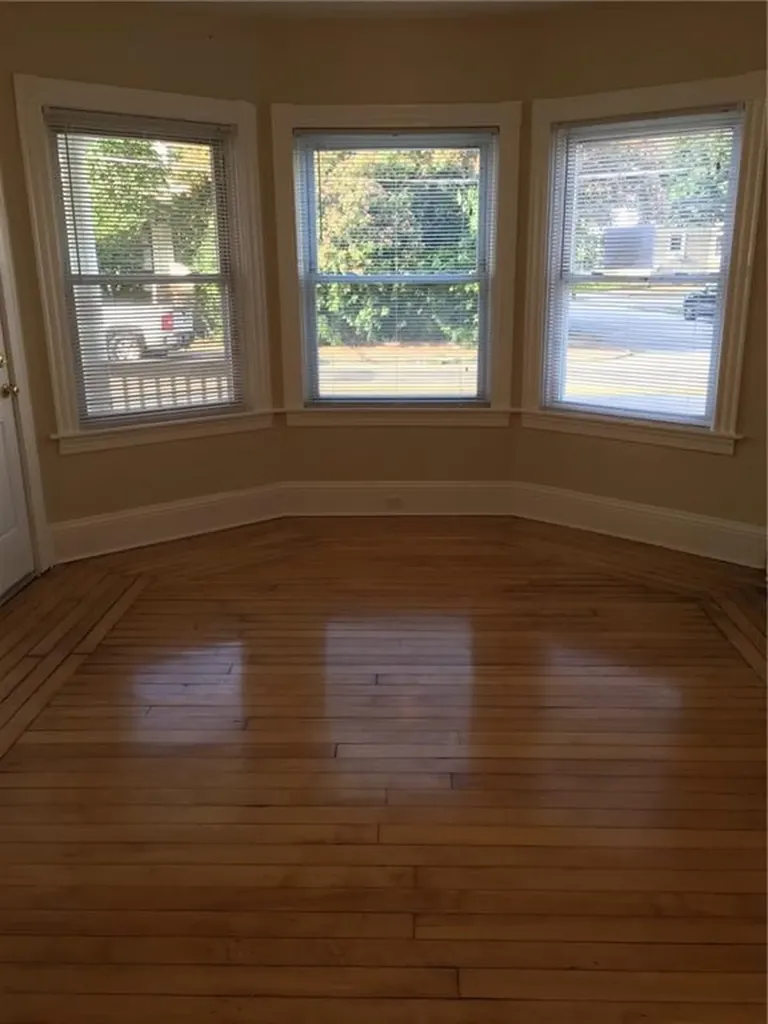 636 Smith Street Providence RI 02908