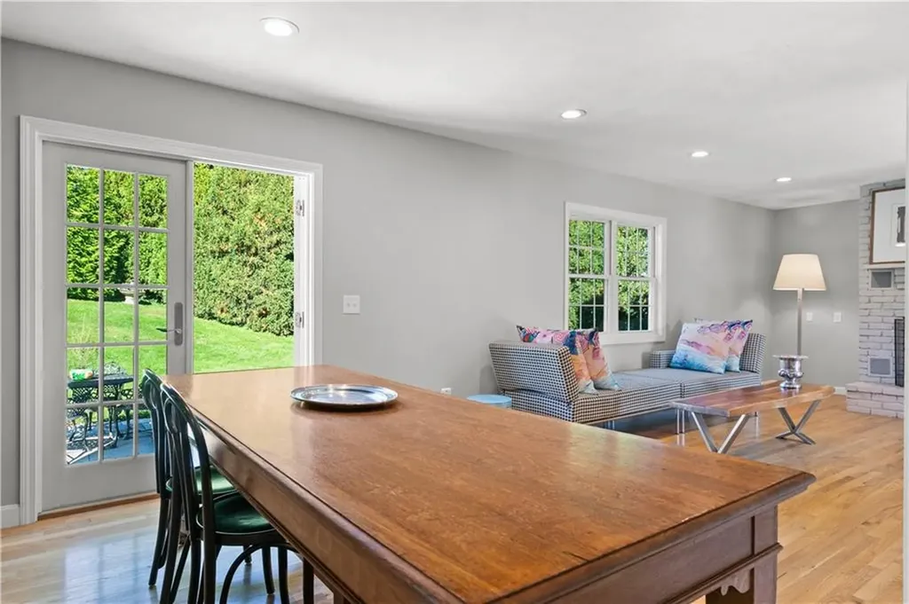 196 Sea Meadow Drive Portsmouth RI 02871