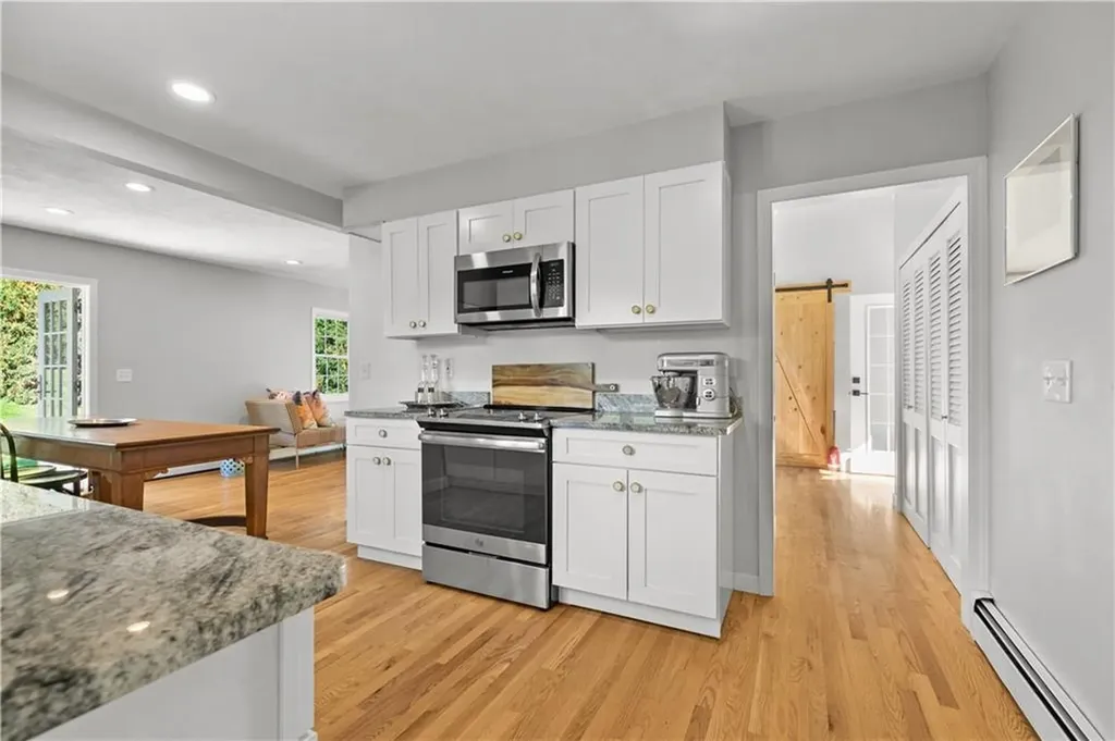 196 Sea Meadow Drive Portsmouth RI 02871