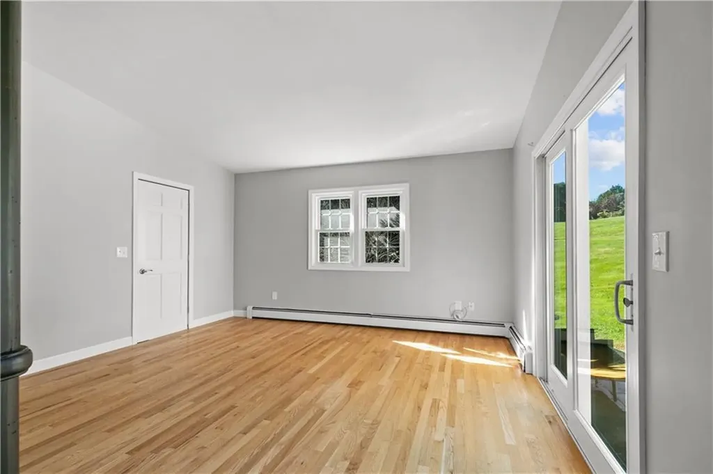 196 Sea Meadow Drive Portsmouth RI 02871