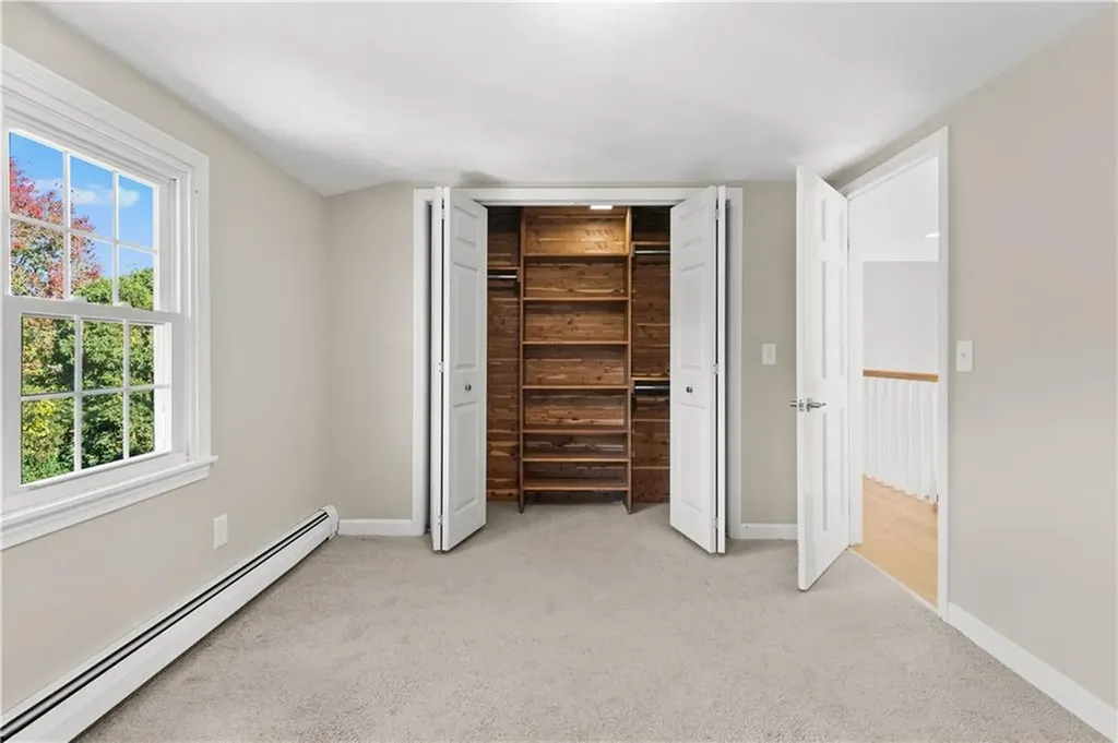 196 Sea Meadow Drive Portsmouth RI 02871