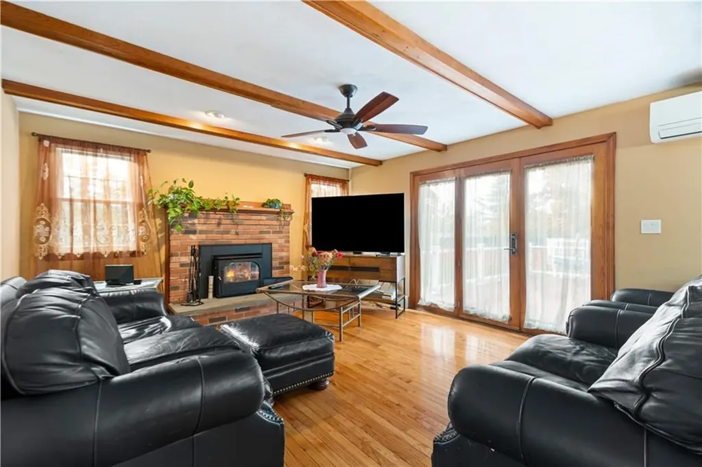 36 Sandy Way Cumberland RI 02864