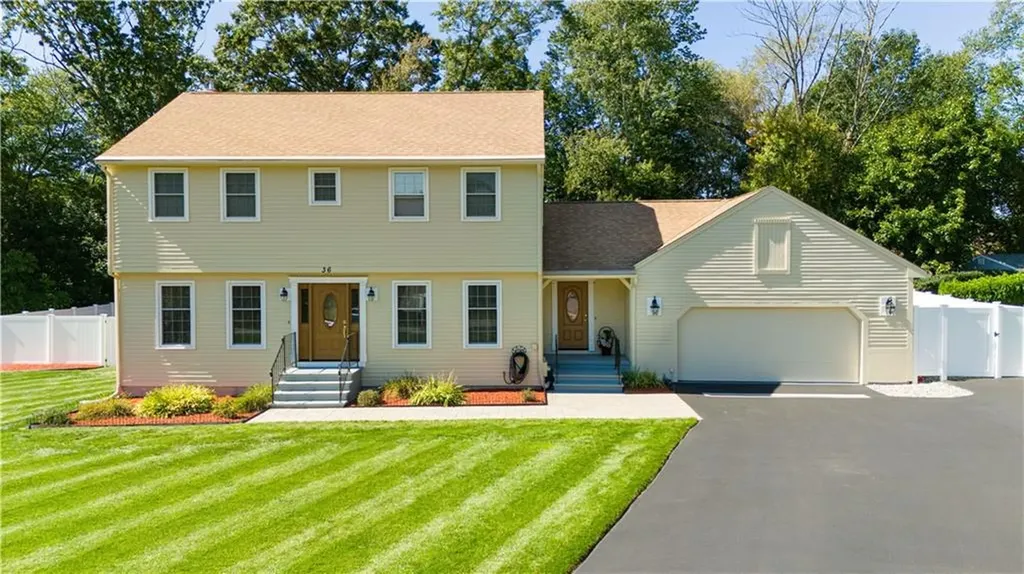 36 Sandy Way Cumberland RI 02864