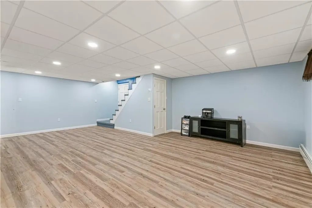 36 Sandy Way Cumberland RI 02864