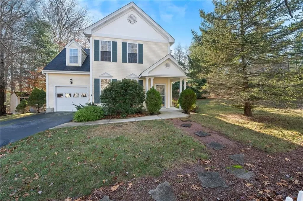 2 South Pond Drive Coventry RI 02816