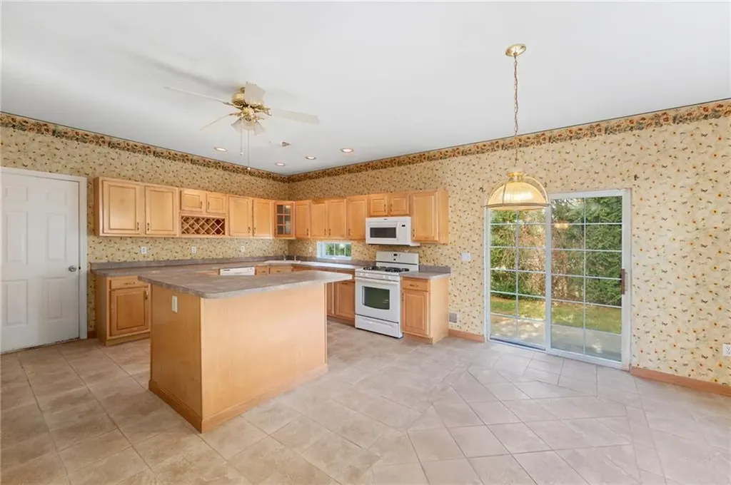 2 South Pond Drive Coventry RI 02816
