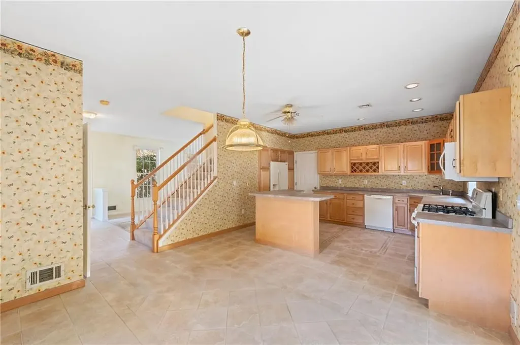 2 South Pond Drive Coventry RI 02816