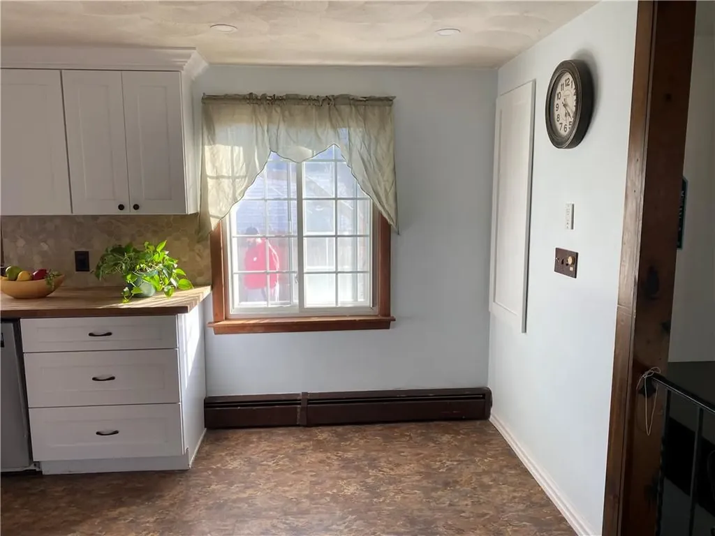 27 Galant Drive Warwick RI 02886