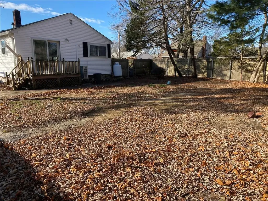 27 Galant Drive Warwick RI 02886
